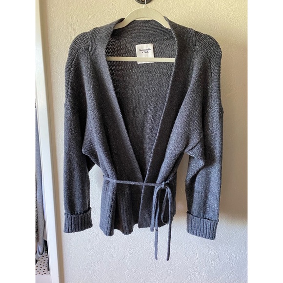 Abercrombie Fitch Tie Wrap Cardigan 